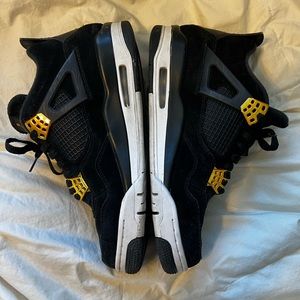 Air Jordan 4 Retro Royalty